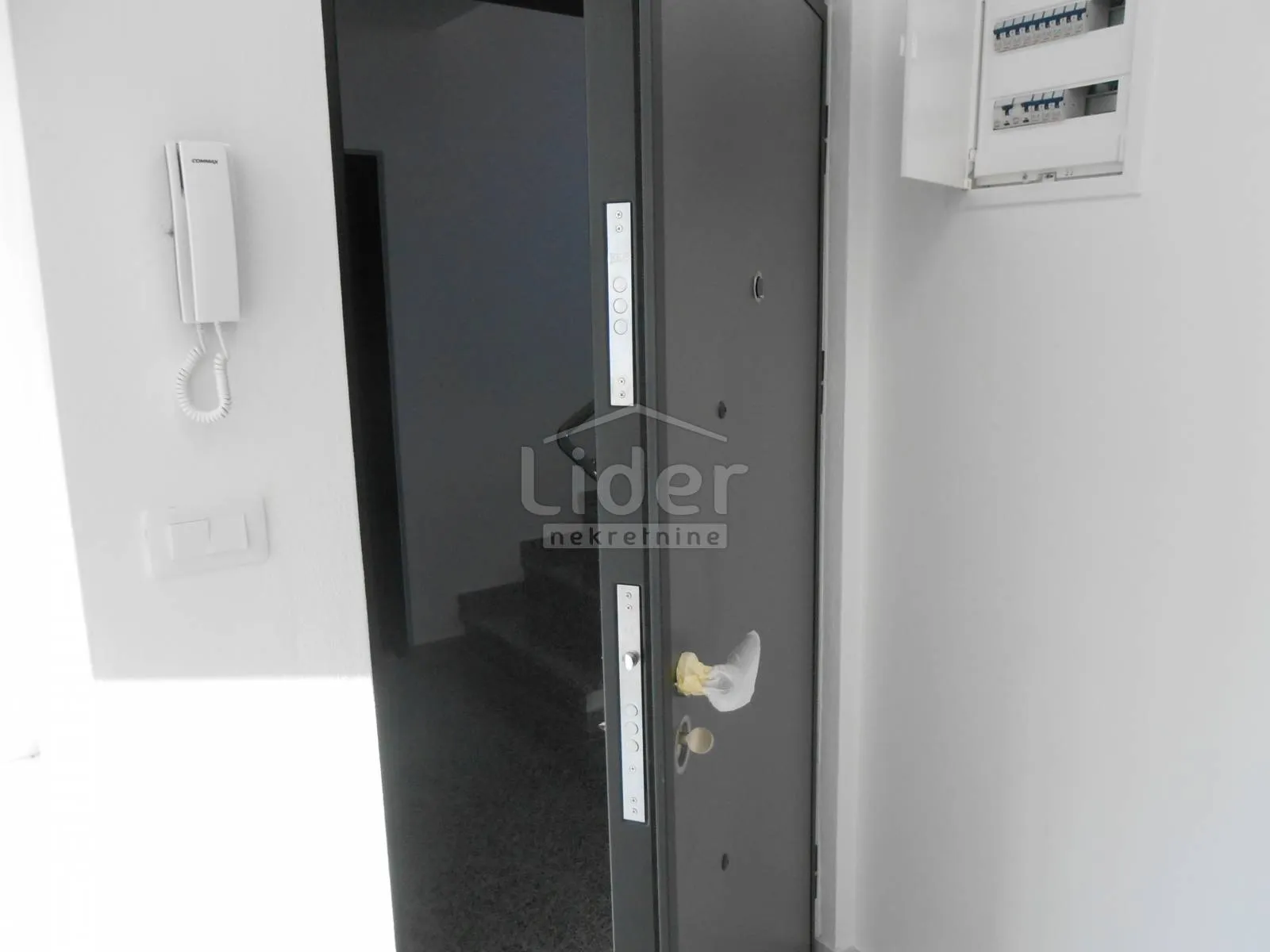 crikvenica novi apartman 350 m od mora - slika 12