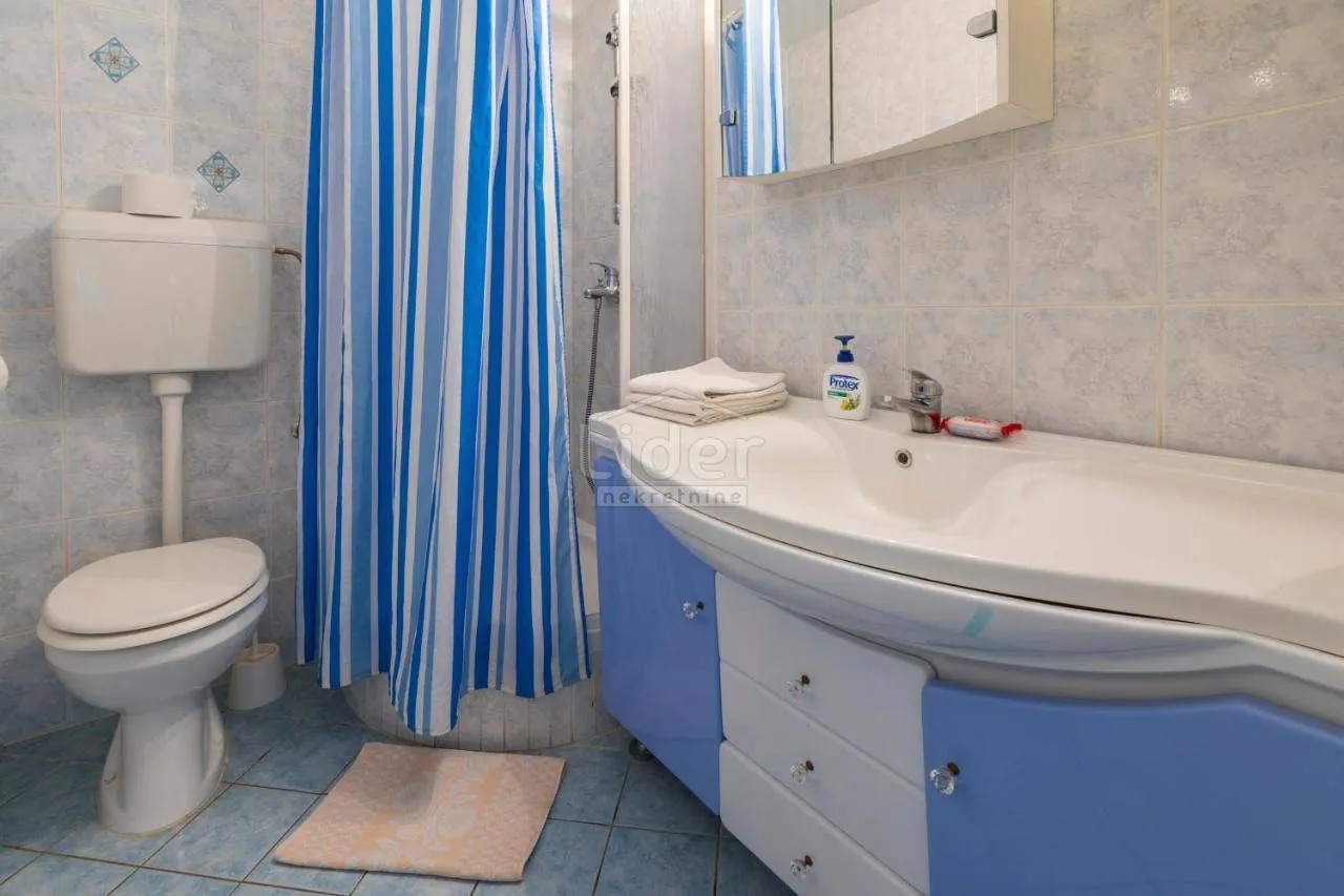 selce, kuća u centru, terasa, pogled - slika 22