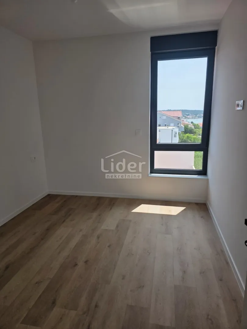 novalja, novogradnja, 2s+db, okućnica, 3.300 €/m2 - slika 12