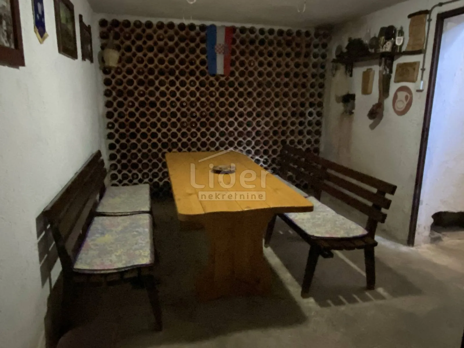 saršoni, poslovno-stambeni objekt sa 5.045m2 okućnice - slika 39