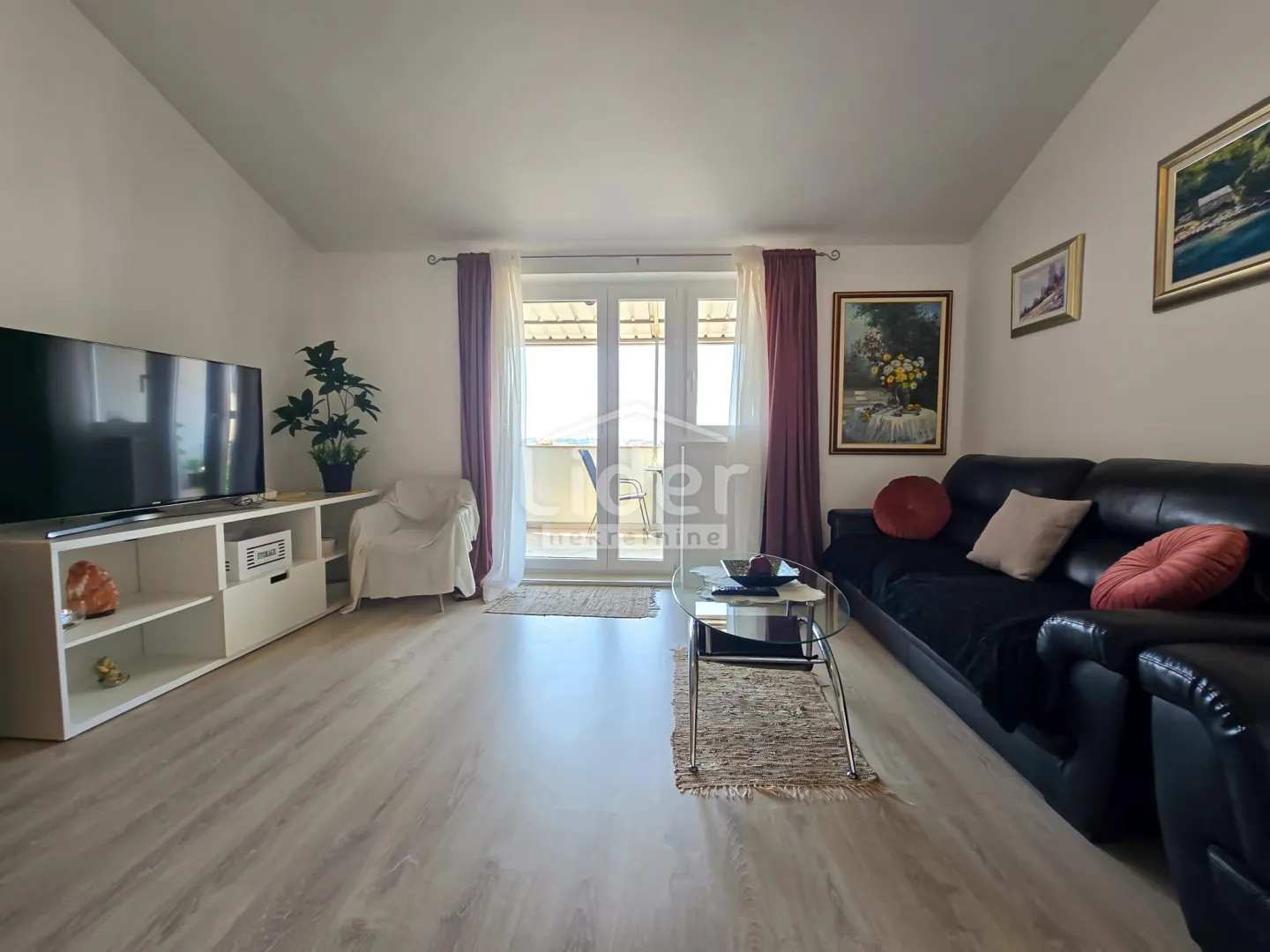 poreč stan sa panoramskim pogledom, 300 metara od mora! - slika 6