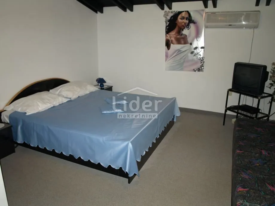 kruševo, šušnjar, kuću sa 4 apartmana prodajemo - slika 8