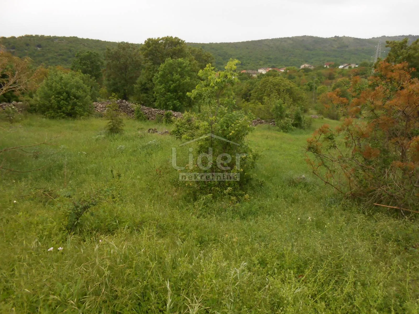 novi vinodolski građevinsko zemljište od 604m2 - slika 3