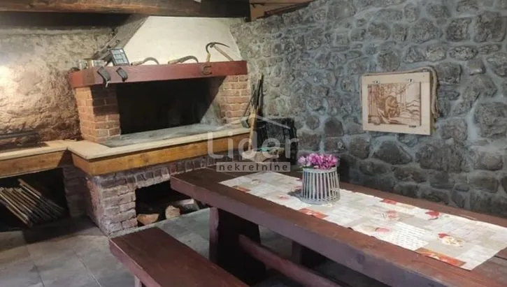 mrkopalj, samostojeća kuća od 170m2 + 945m2 okućnice - slika 10