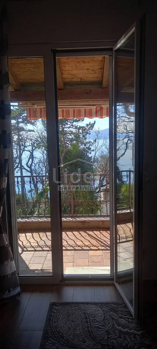 bivio 1s+db stan prvi red do mora sa izlazom na plažu iznajmljujemo - slika 13