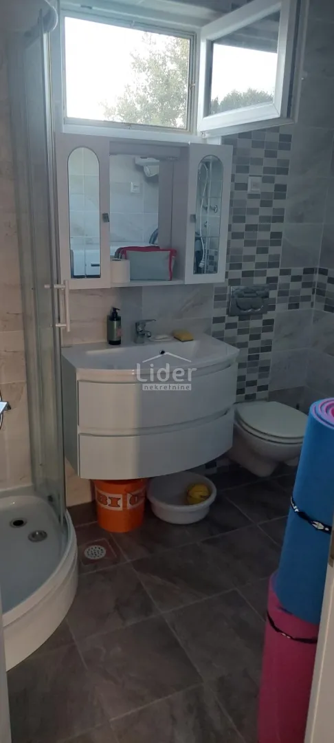 2s+db apartman- mandre, 100m od mora!!! - slika 8