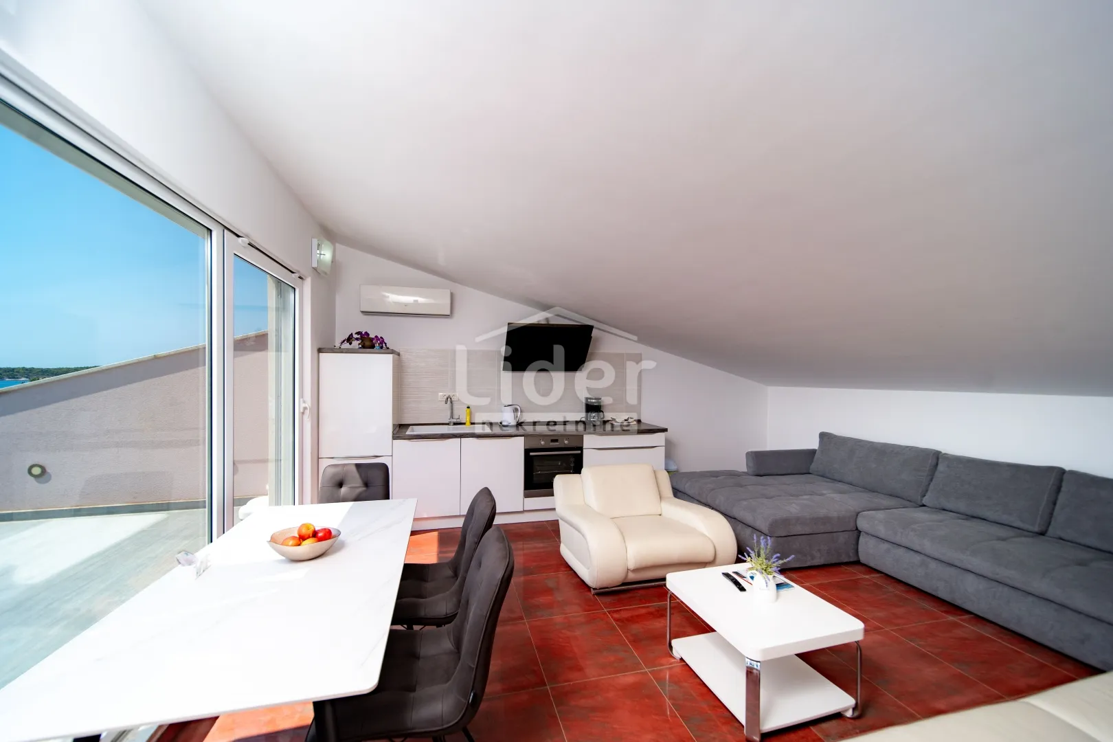 rab, barbat, apartman 150 m2 s prekrasnim pogledom - slika 14