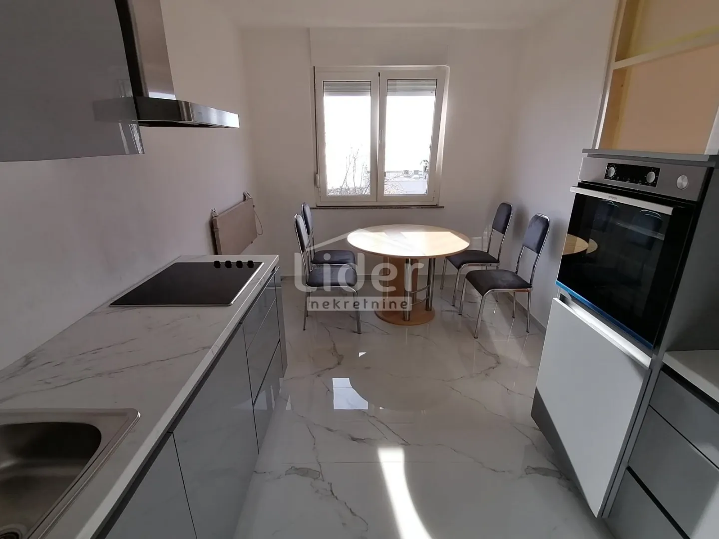 rešetari-štivar, prekrasan stan sa pogledom na more - slika 4