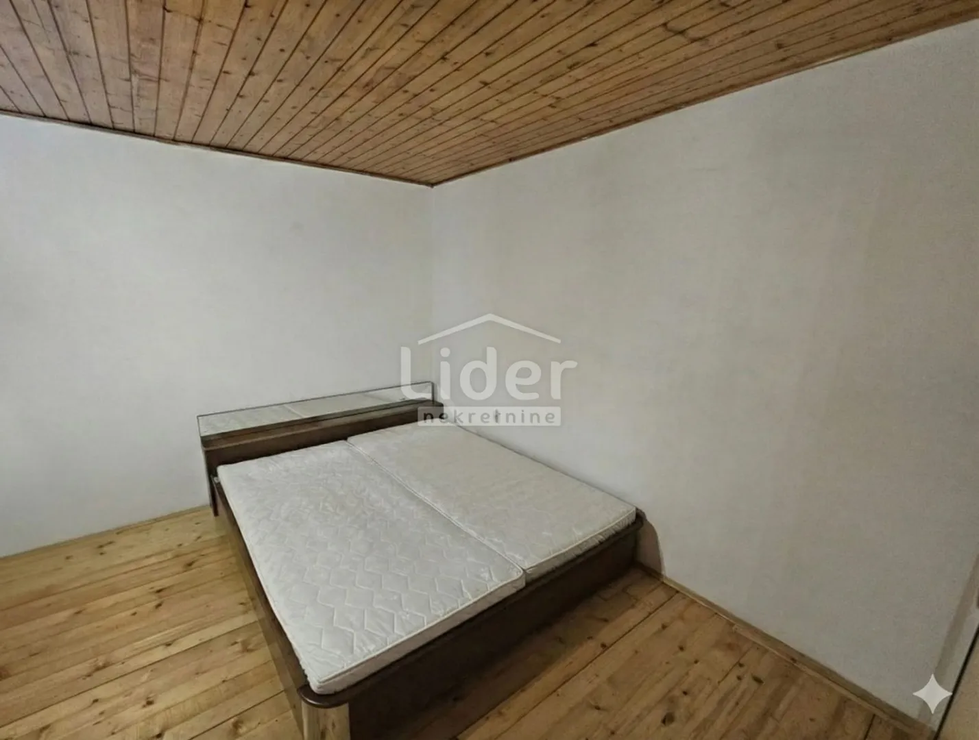pag, centar 60m2, 2sdb - slika 4