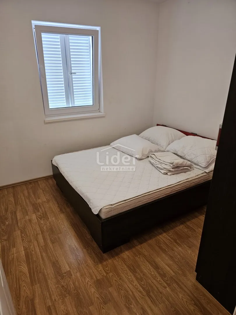 novalja, 100 m od mora, balkon - slika 4