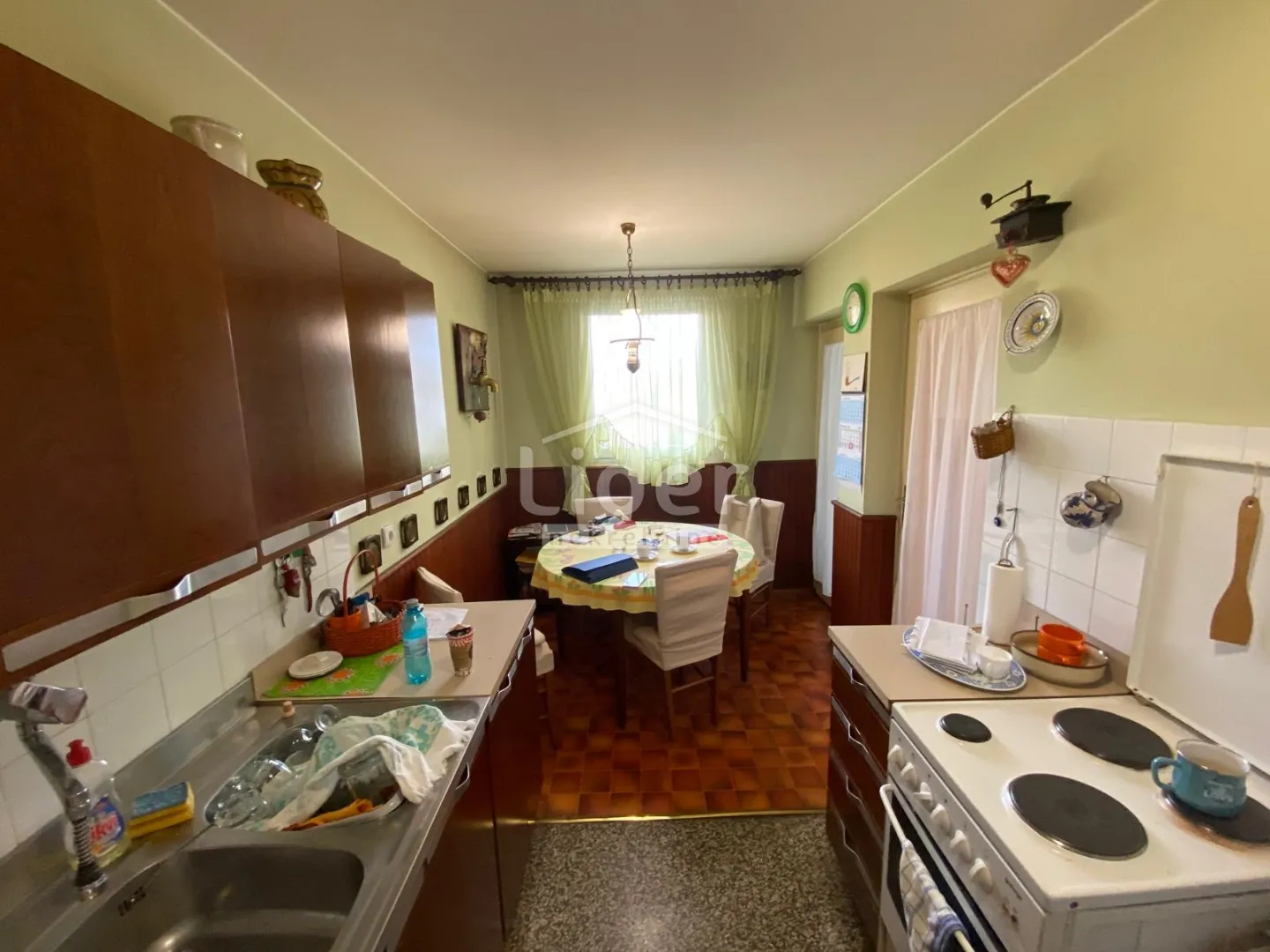 belveder, odlična nekretnina-stan od 99m2, lift , dva balkona - slika 8