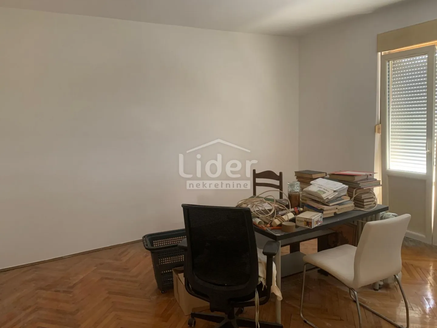 turnić 55 m2 balkon pogled! - slika 6