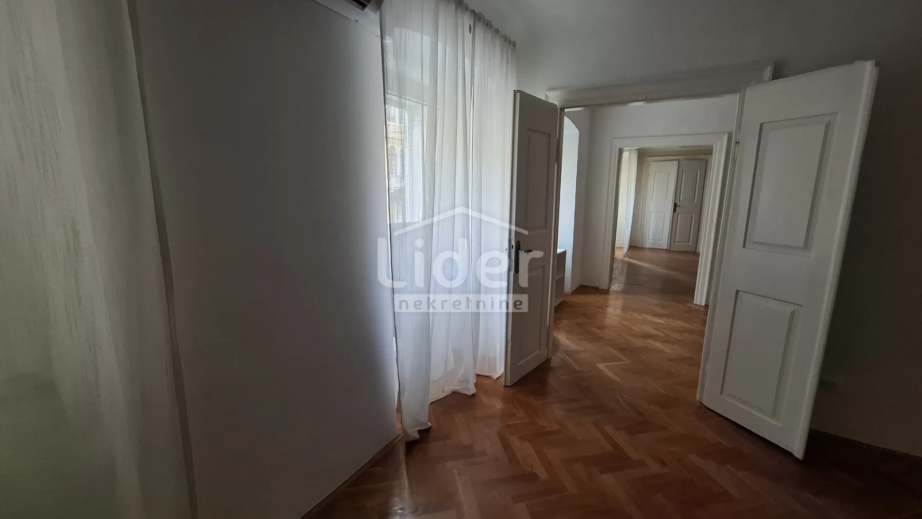 centar - 4skl stan, 93.70m2, prilika - slika 8