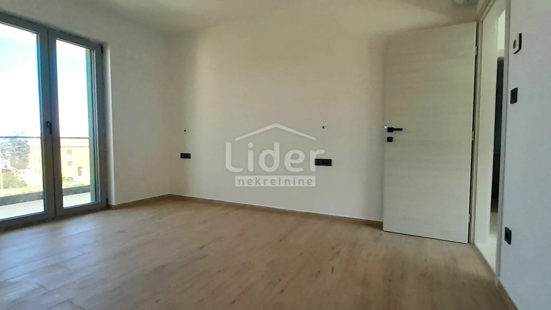 otok krk,malinska-vila s bazenom 140 m2 - slika 7