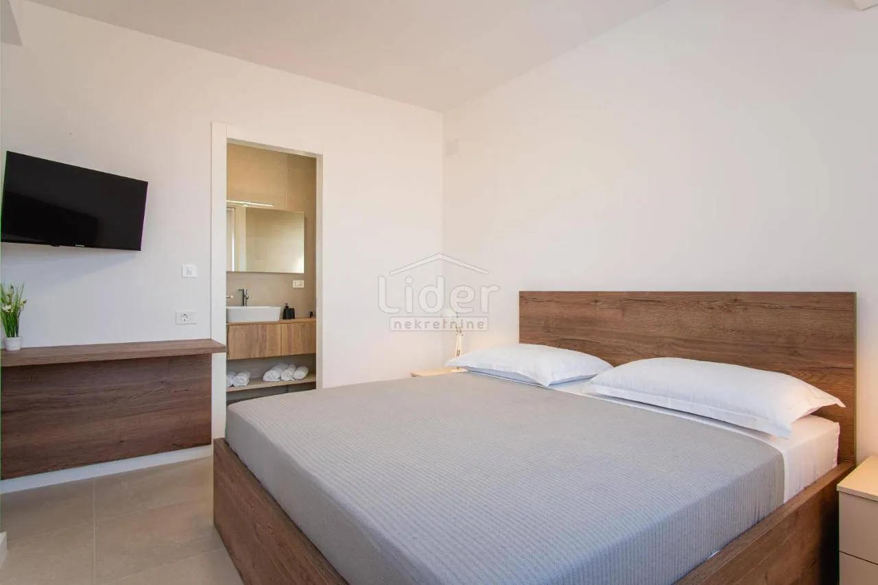 otok pag, mandre, moderna vila s bazenom na prodaju - slika 24