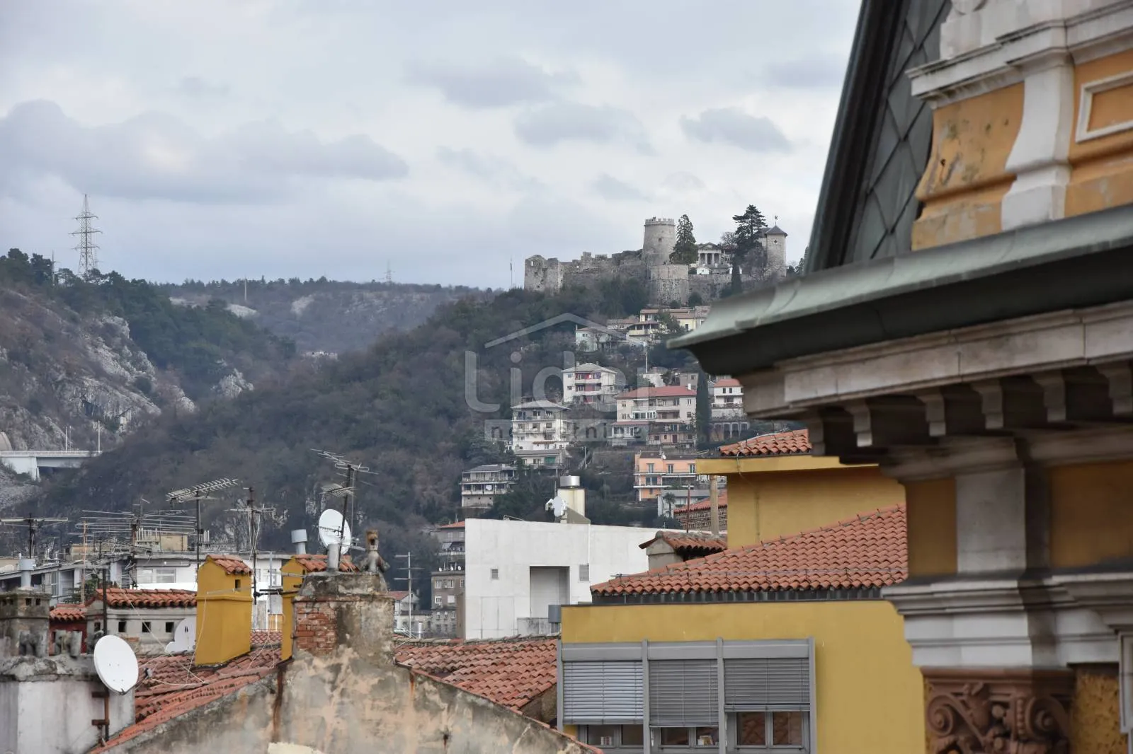 rijeka strogi centar, 2s+db, 73m2 - slika 11
