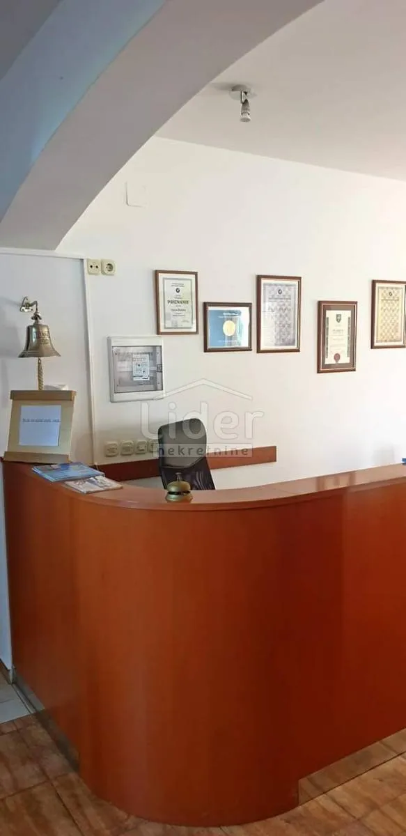 novalja, manji obiteljski hotel 1.000m2 prodaja - slika 5