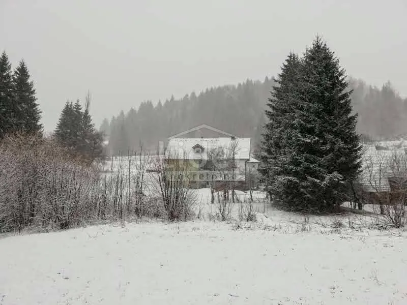 kuća ravna gora - 2 stana - slika 9