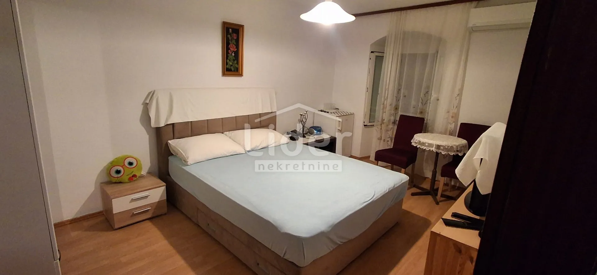 mali lošinj- stan u centru grada - slika 7