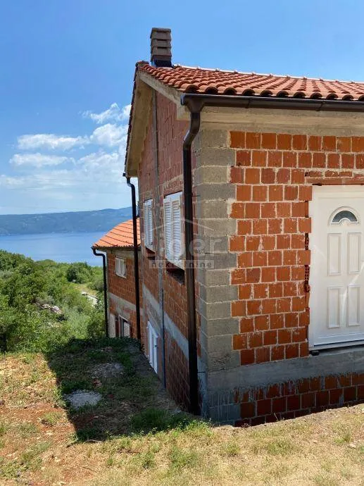 kuća sa dva stana brseč-zagore - slika 17