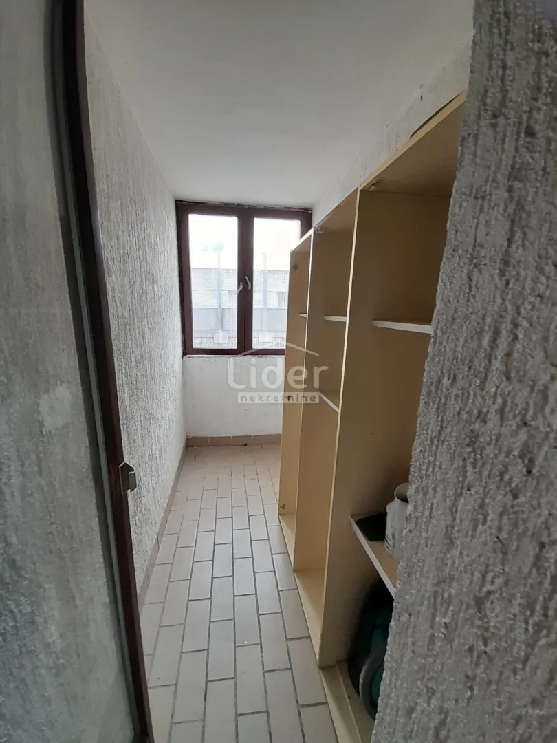 stan za radnike (8-10 osoba), 150 €/osobi - slika 8