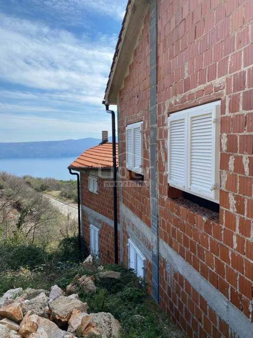 kuća sa dva stana brseč-zagore - slika 7