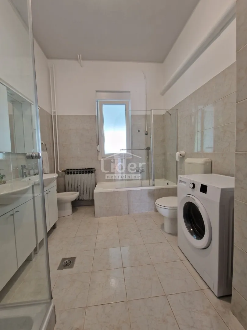 dražice-stan za 7 radnika - slika 4