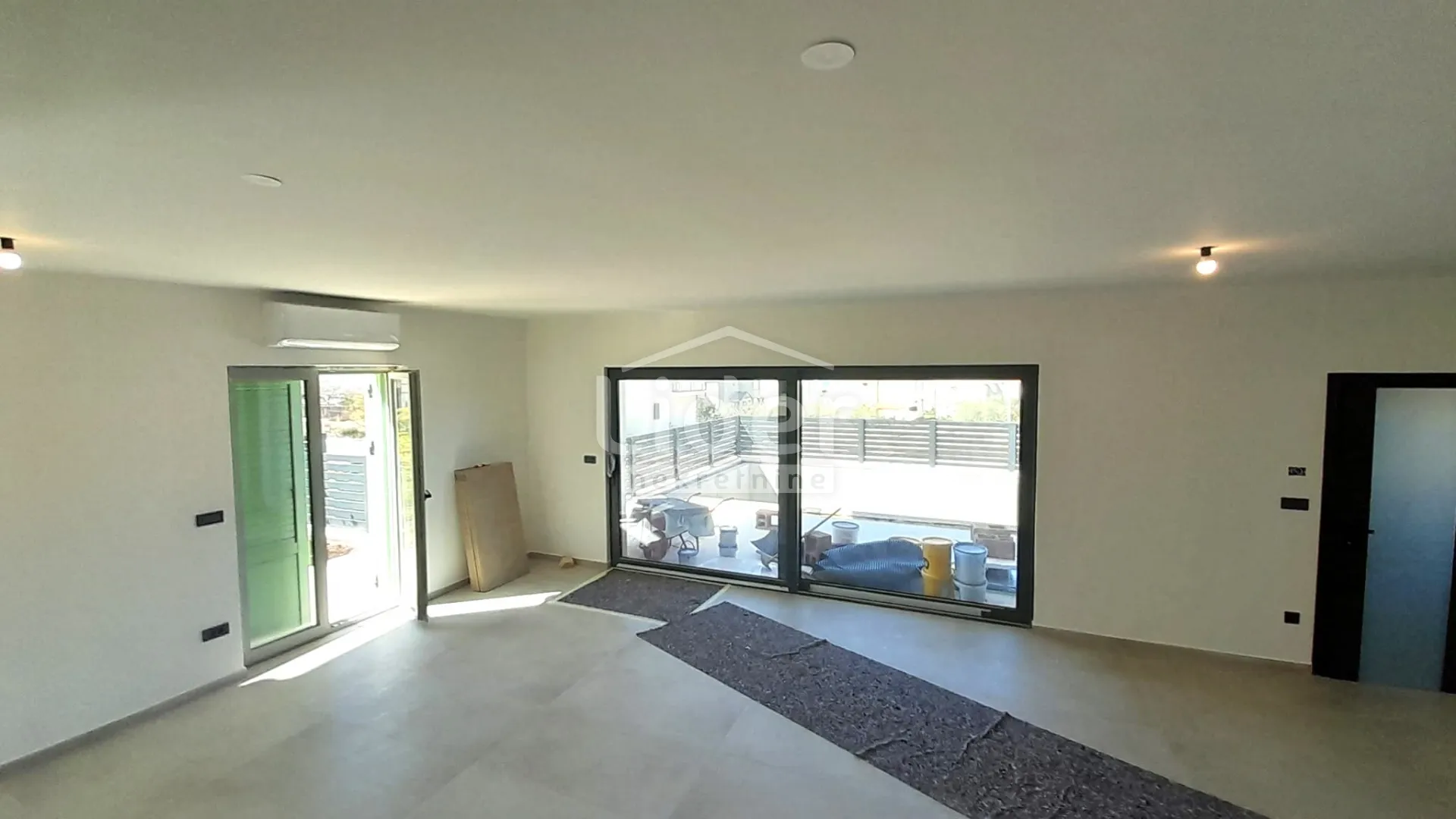 otok krk,malinska-vila s bazenom 140 m2 - slika 3