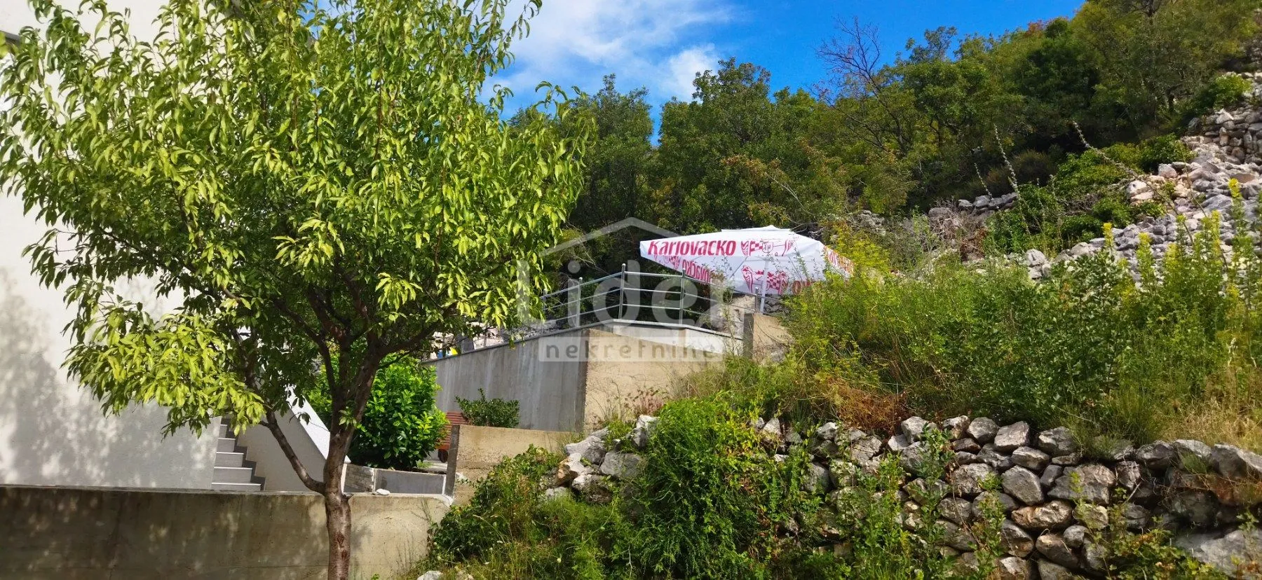 kuća lukovo, 150m2, 4 apartmana - slika 2