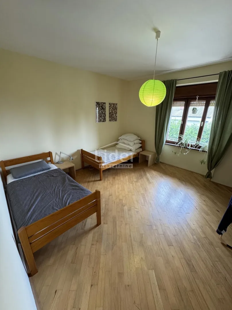 stan u opatiji s terasom i parkirnim mjestima - slika 7