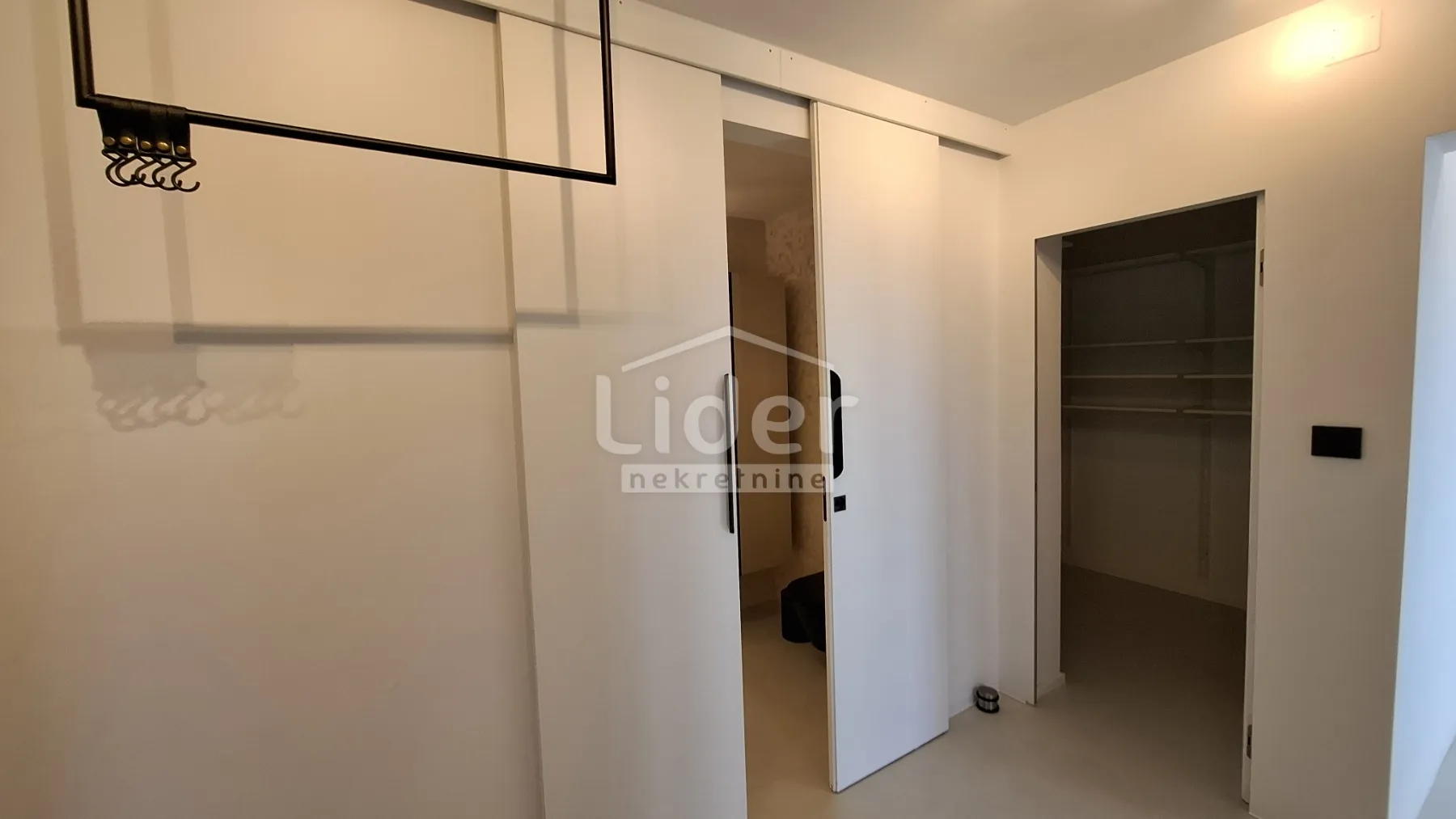 brajda- novoadaptirani,uređen 2s+db - slika 8
