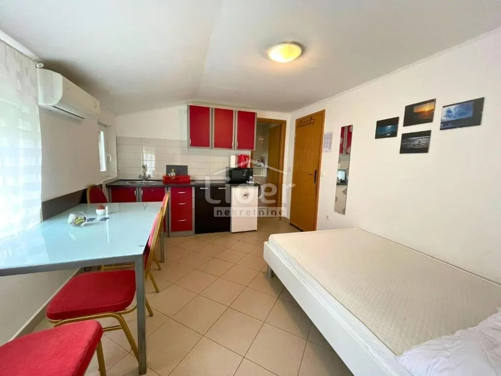 crikvenica, 4 apartmana - slika 5