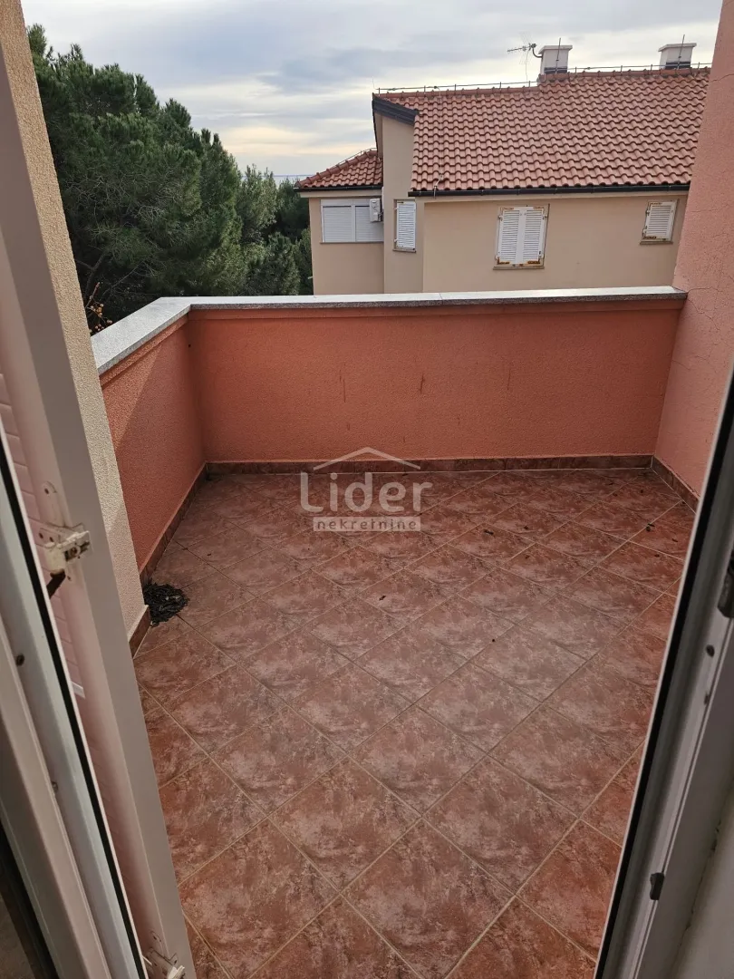 novalja, 100 m od mora, balkon - slika 6