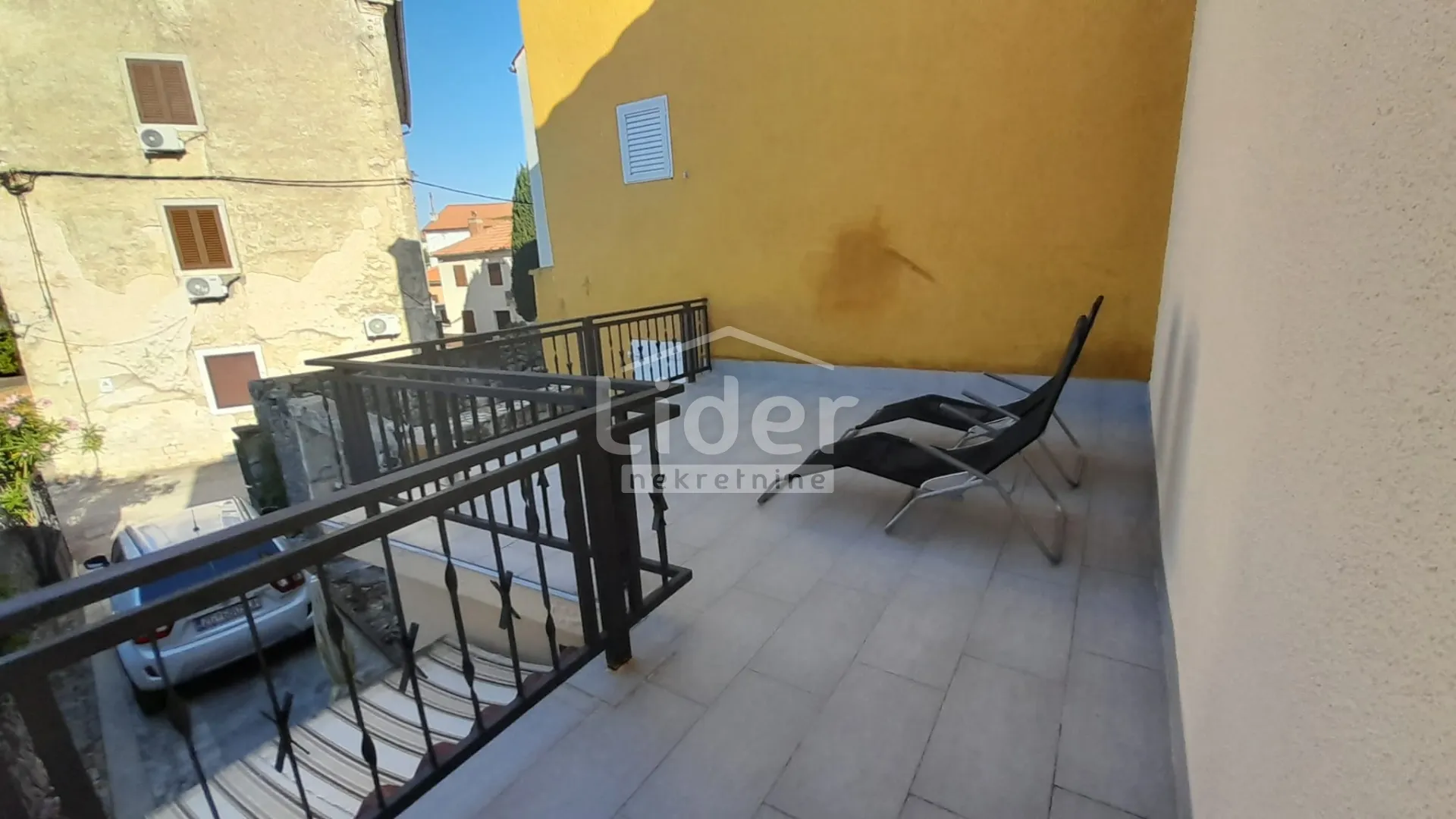 otok krk,omišalj-kuća u centru s parkirnim mjestom - slika 19
