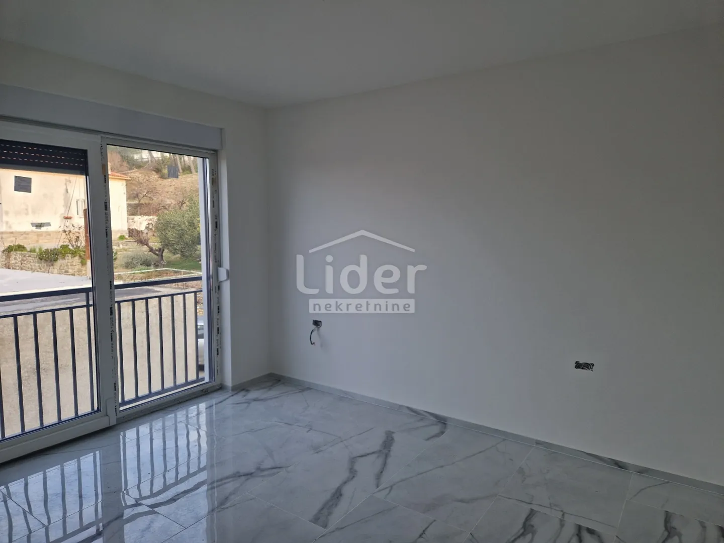 Apartman u novogradnji, Banjol 65 m2 - Banjol, Rab