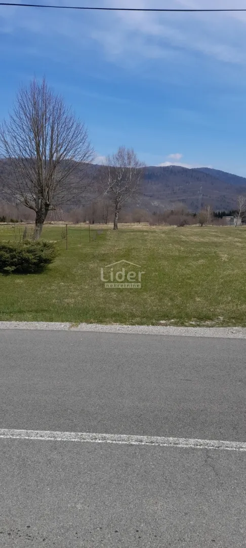 lič -2540m2 teren za vikendicu - slika 3