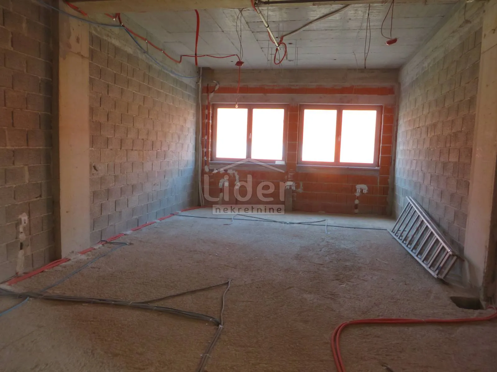 rovinj kuća p+2 1260 m2 na 1650 m2 parcele - slika 14