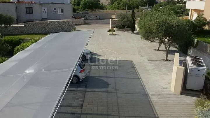 novalja, manji obiteljski hotel 1.000m2 prodaja - slika 3
