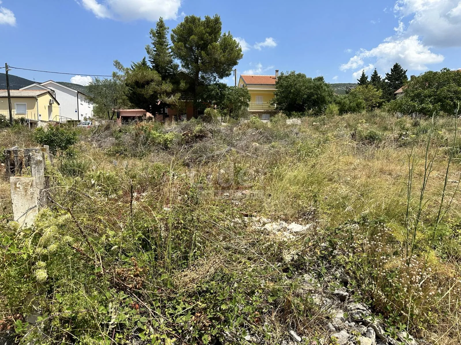 gornji karin građevinsko zemljište 565m2 - slika 8