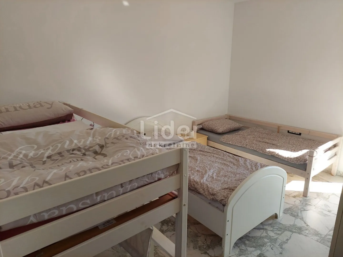 kastav stan od 70 m2, adaptiran 2024, pogled na more - slika 7
