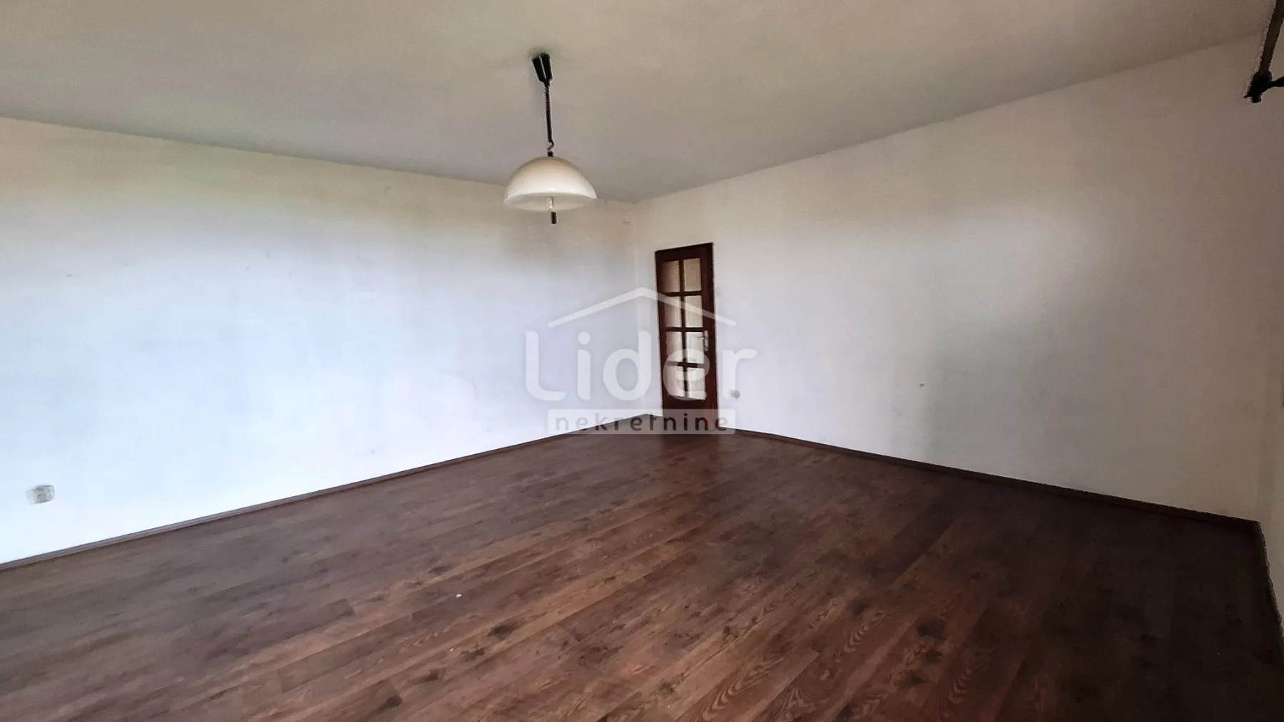 hreljin kuća 150m2-samo kod nas - slika 12
