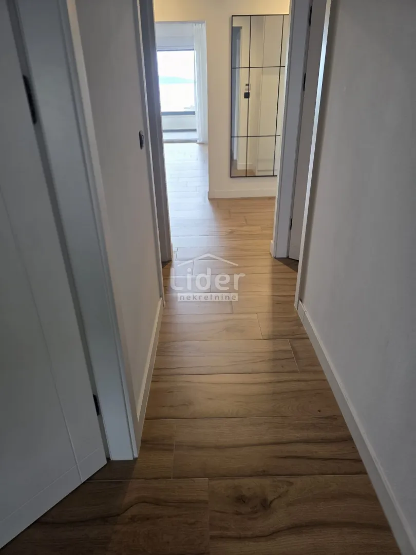 banderovo, 3s+db, 2 parkinga, lođa, panorama, namješten - slika 34
