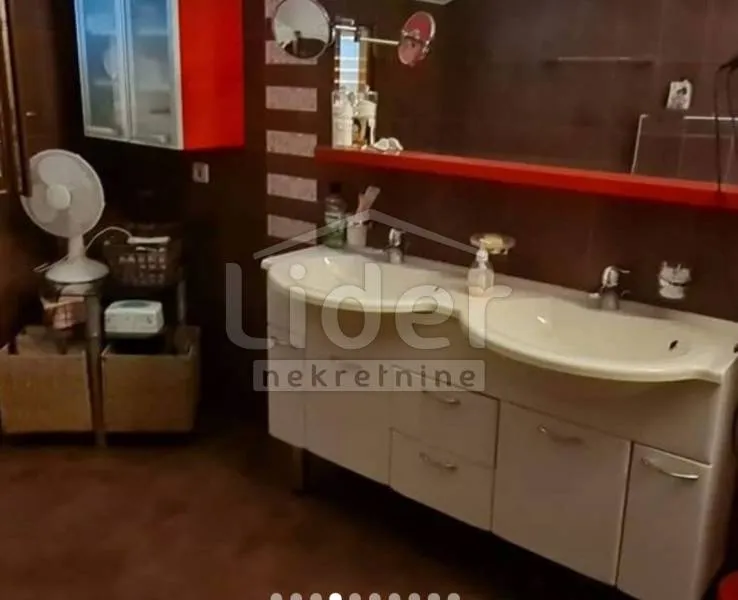 cres, melin, 5 apartmana, 650m2 blizu mora! - slika 8