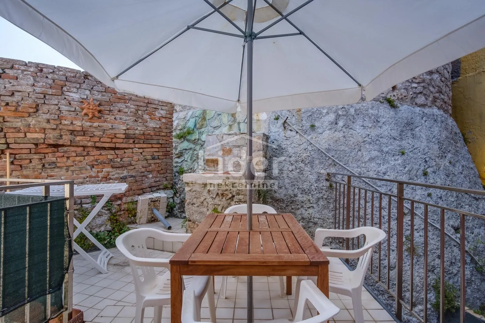 stan s predivnim pogledom na more i luku – veli lošinj - slika 17
