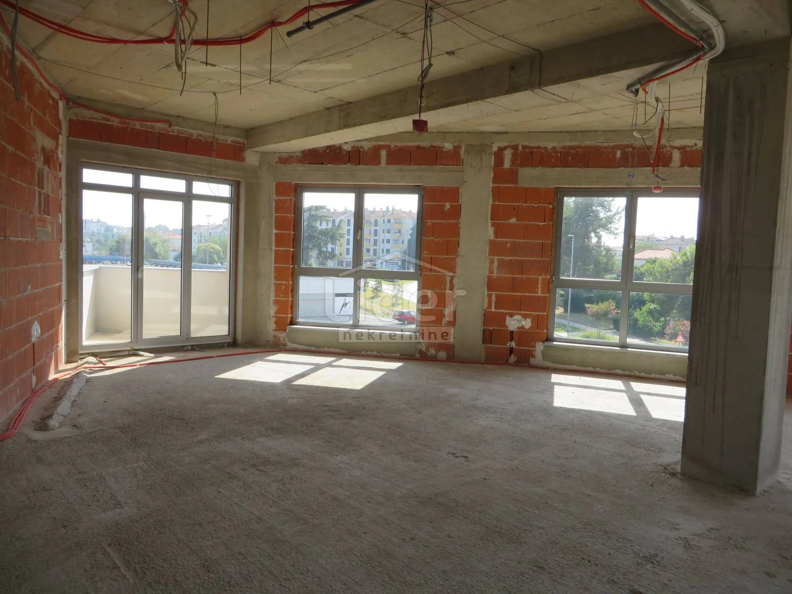 rovinj poslovni prostor od 1260 m2 na 1650m2 zemljišta - slika 11