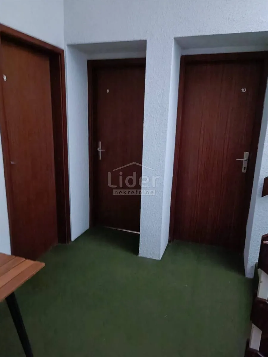 vila, novi vinodolski, 450 m2 - slika 14