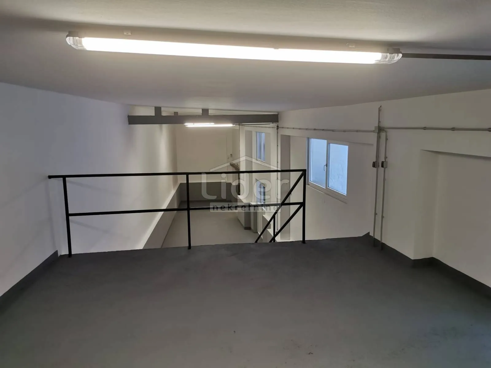 sušak, ulični lokal 321m2- 379.000 € - slika 7