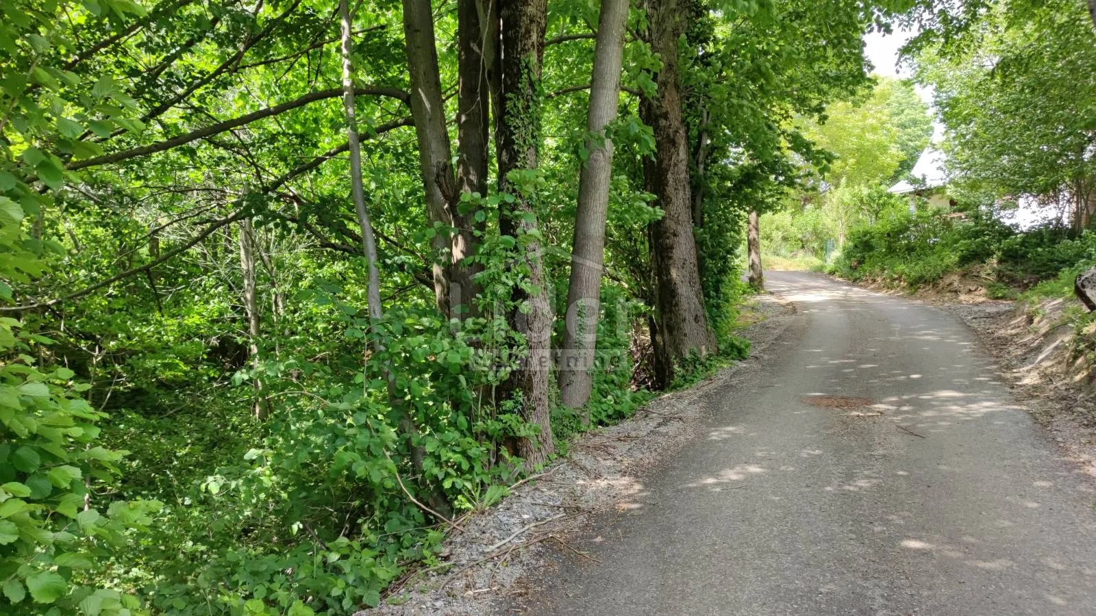 fužine građevinsko zemljište od 2252 m2 - slika 3