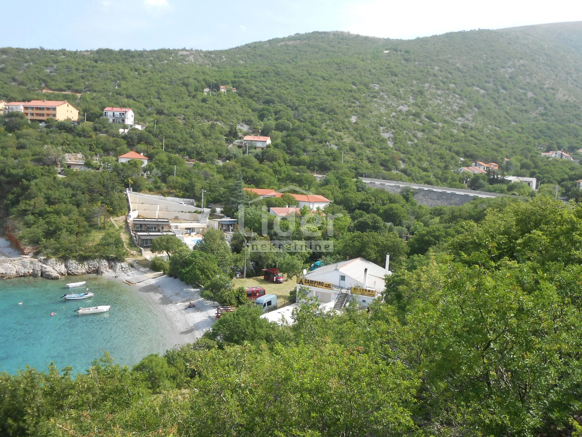bunica (senj) 2 stana u kući s pogledom na more - slika 29