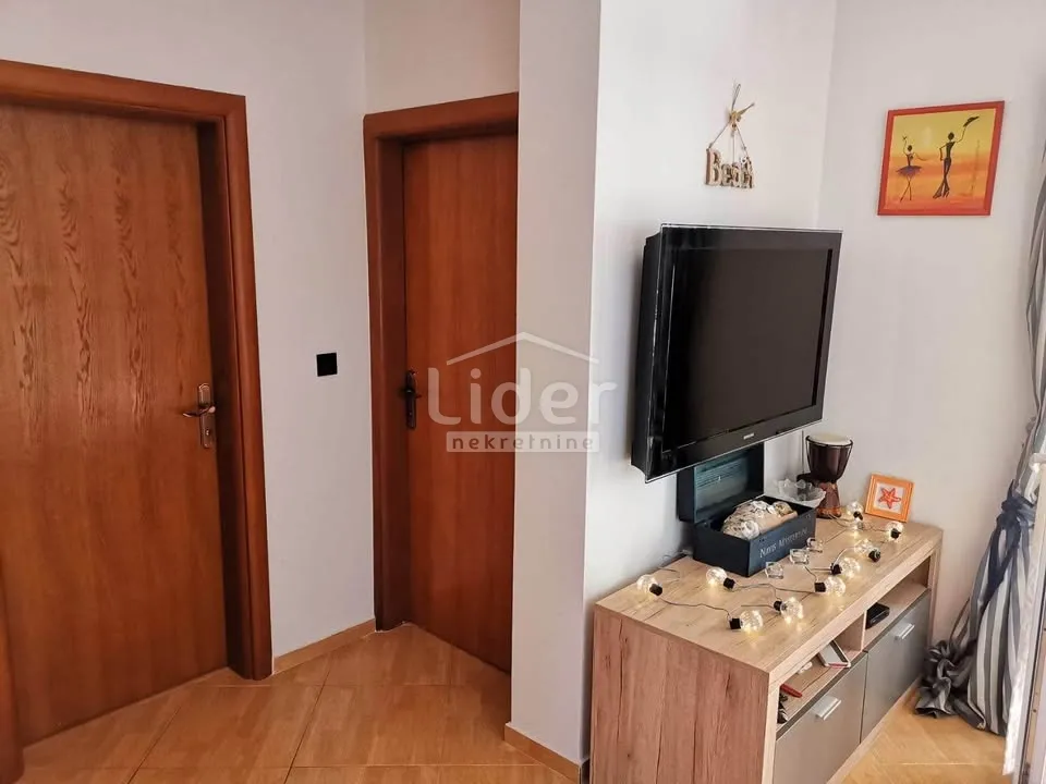 apartman 48m2, stara novalja, 300m od mora - slika 6